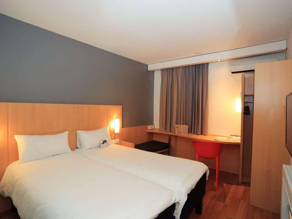 Ibis Aurillac Phòng bức ảnh